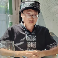 万小平